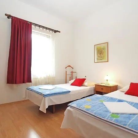 Apartment Fuer 5 Personen Ca 56 Qm In Pula, Istrien Istrische Riviera *