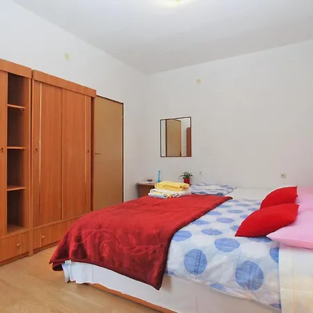 Apartment Fuer 5 Personen Ca 56 Qm In Pula, Istrien Istrische Riviera Pula