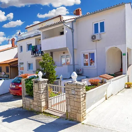 Fuer 5 Personen Ca 56 Qm In Pula, Istrien Istrische Riviera Apartment *